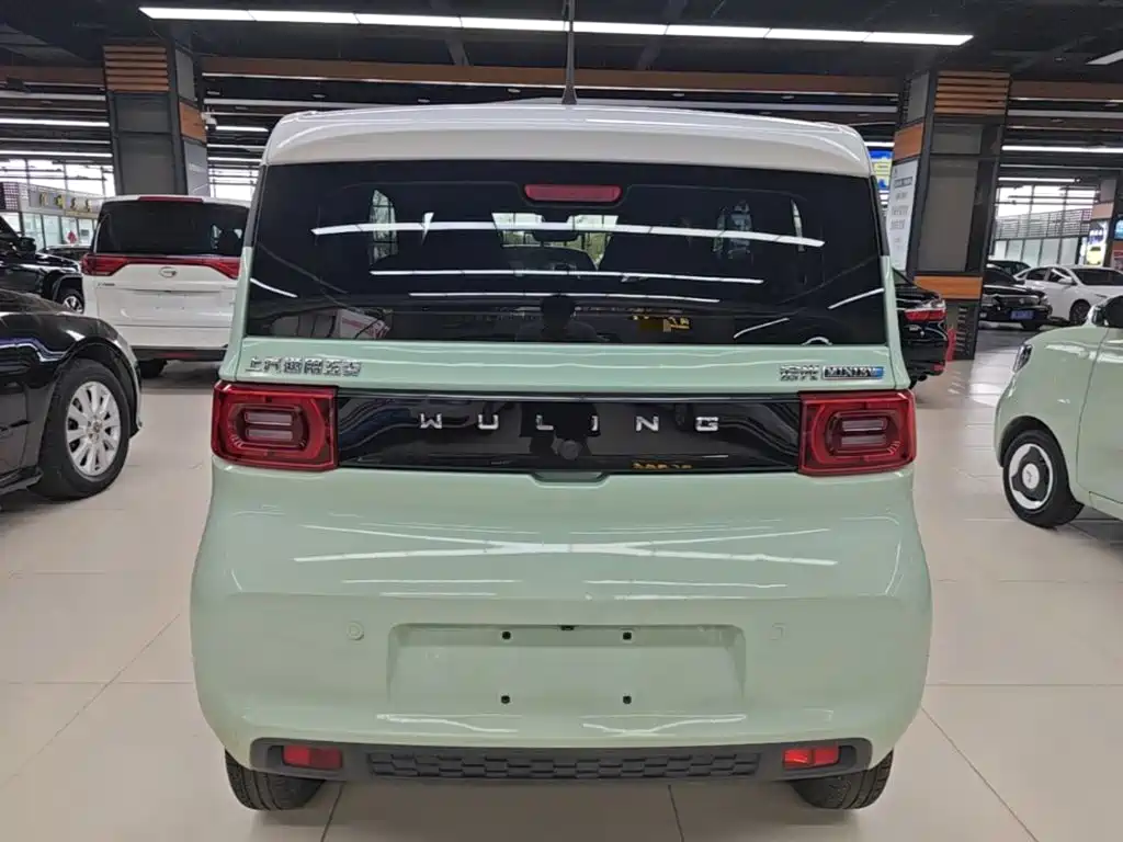 Фото 6 - Wuling Motors Hongguang MINIEV
