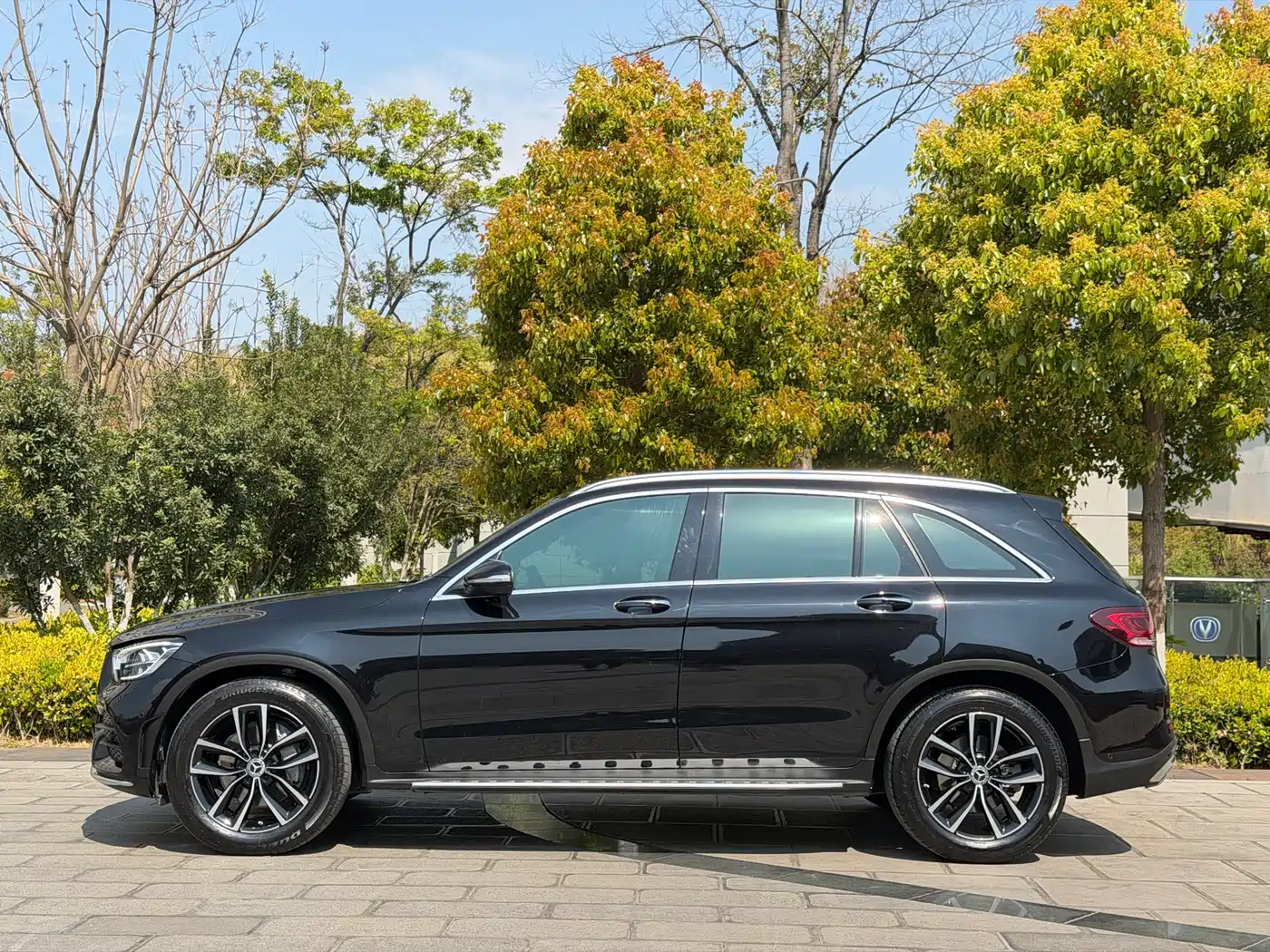 Mercedes-Benz GLC 2020 Facelift GLC 300 L 4MATIC Dynamic фото 4
