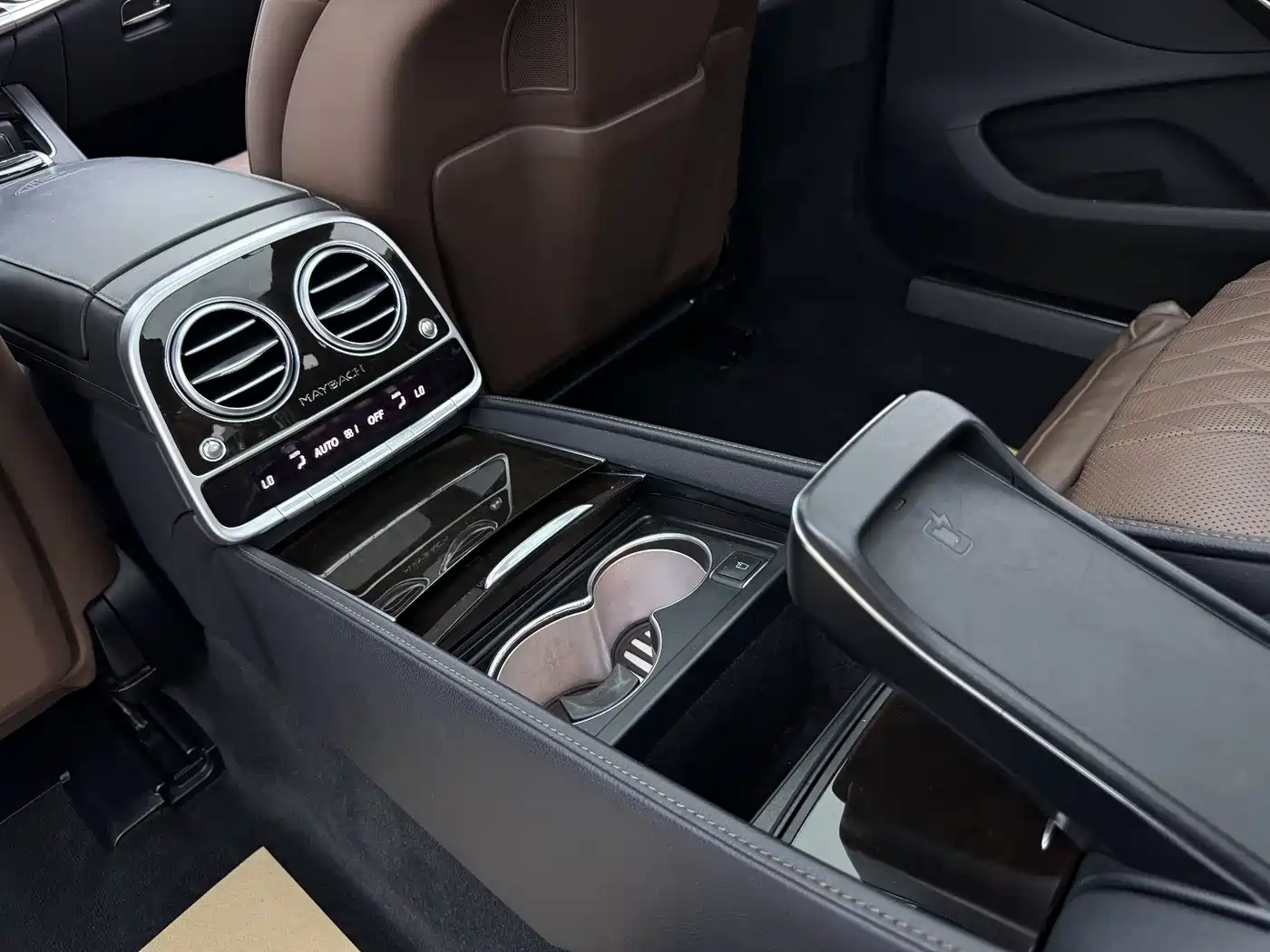 Mercedes-Benz Maybach S-Class 2018 S 560 4MATIC фото 13