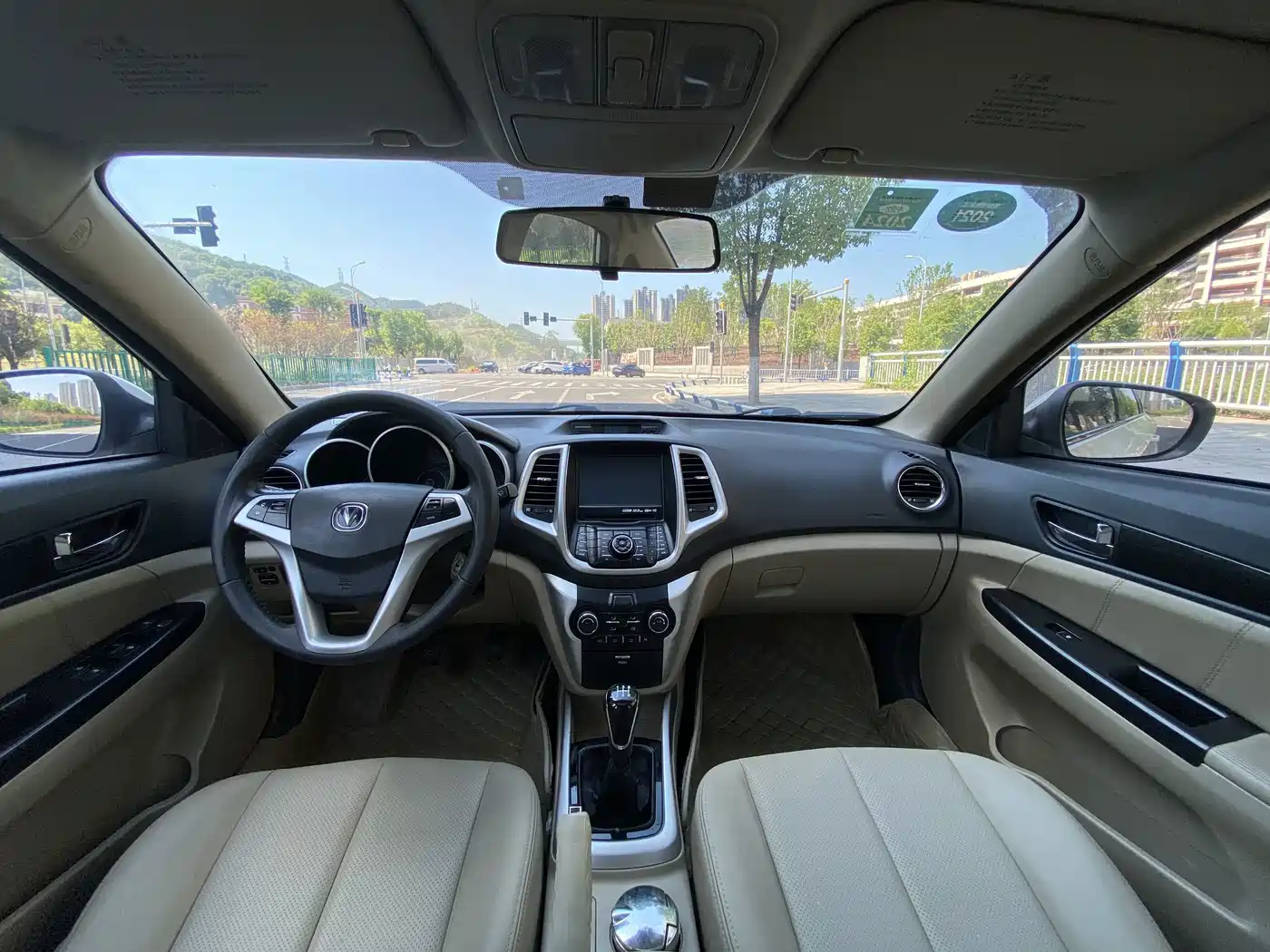Changan Eado 2014 2014 1.6L Manual Luxury