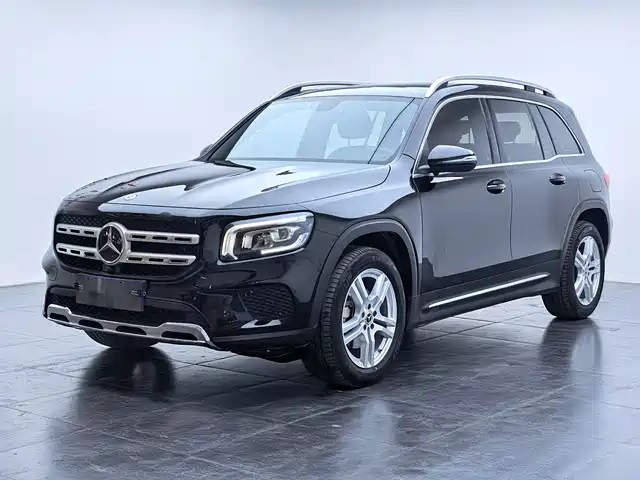MERCEDES-BENZ GLB