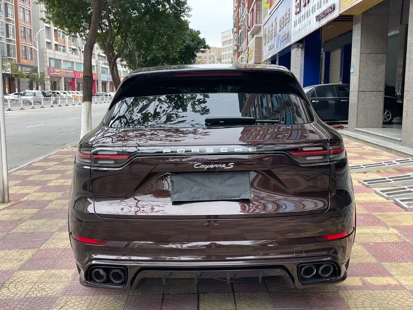 PORSCHE CAYENNE