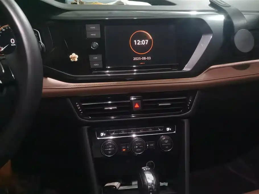 Volkswagen Tharu 2019 Model 330TSI 4WD Flagship Edition China VI фото 13