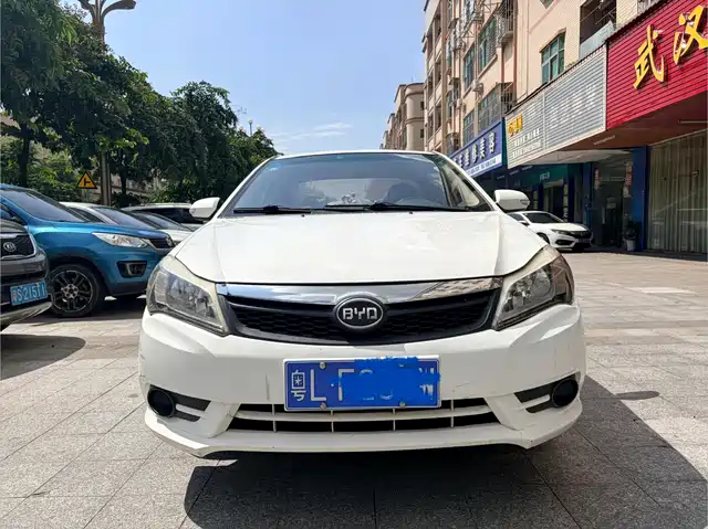  BYD BYD F3 2015 Energy-saving Edition 1.5L Manual Luxury