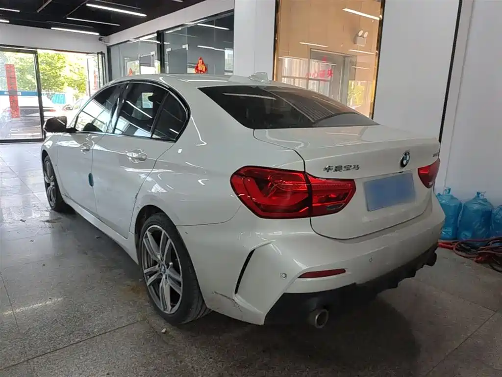 BMW 1 Series 2020 Model 125i Leading M Sport Package фото 23