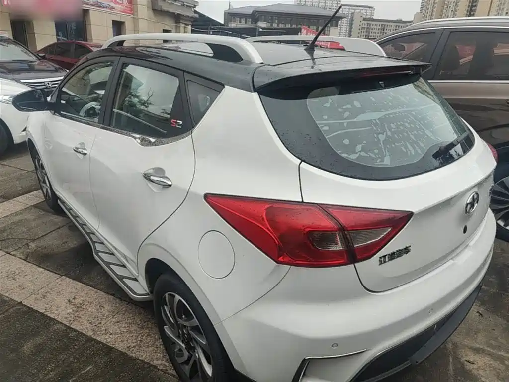 JAC Motors Refine S2 2016 2015 1.5L CVT Luxury Smart