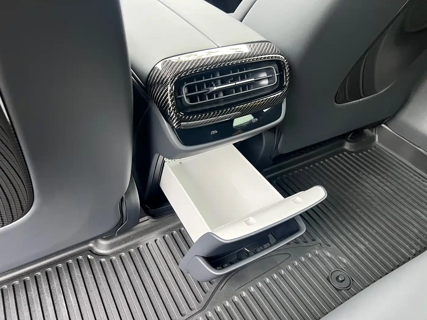 XIAOMI CAR XIAOMI SU7 ULTRA