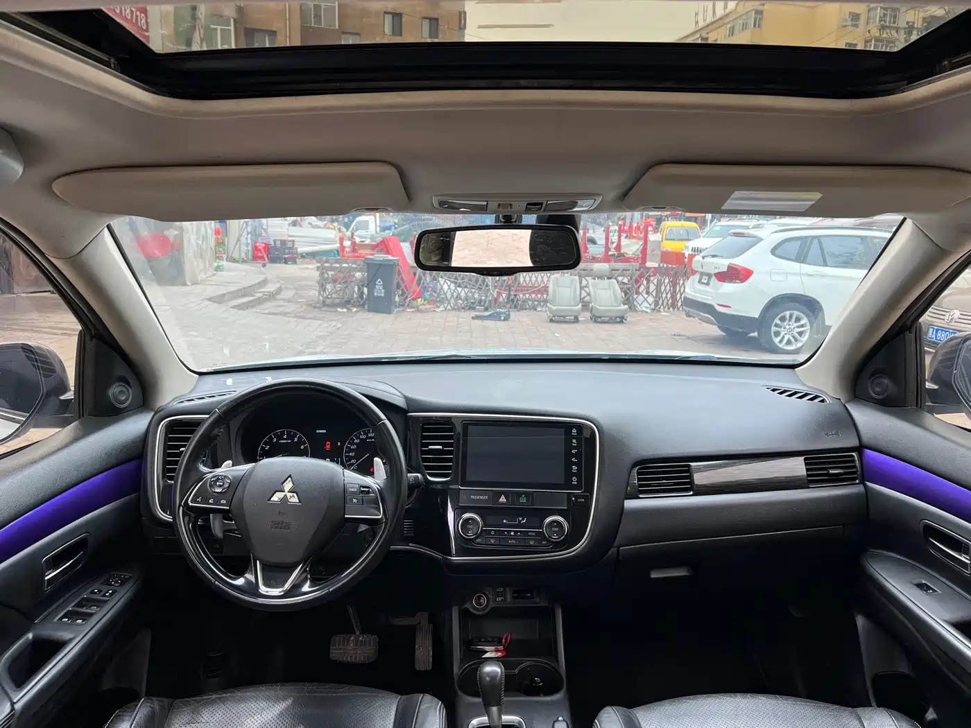 Фото 7 - Mitsubishi Outlander