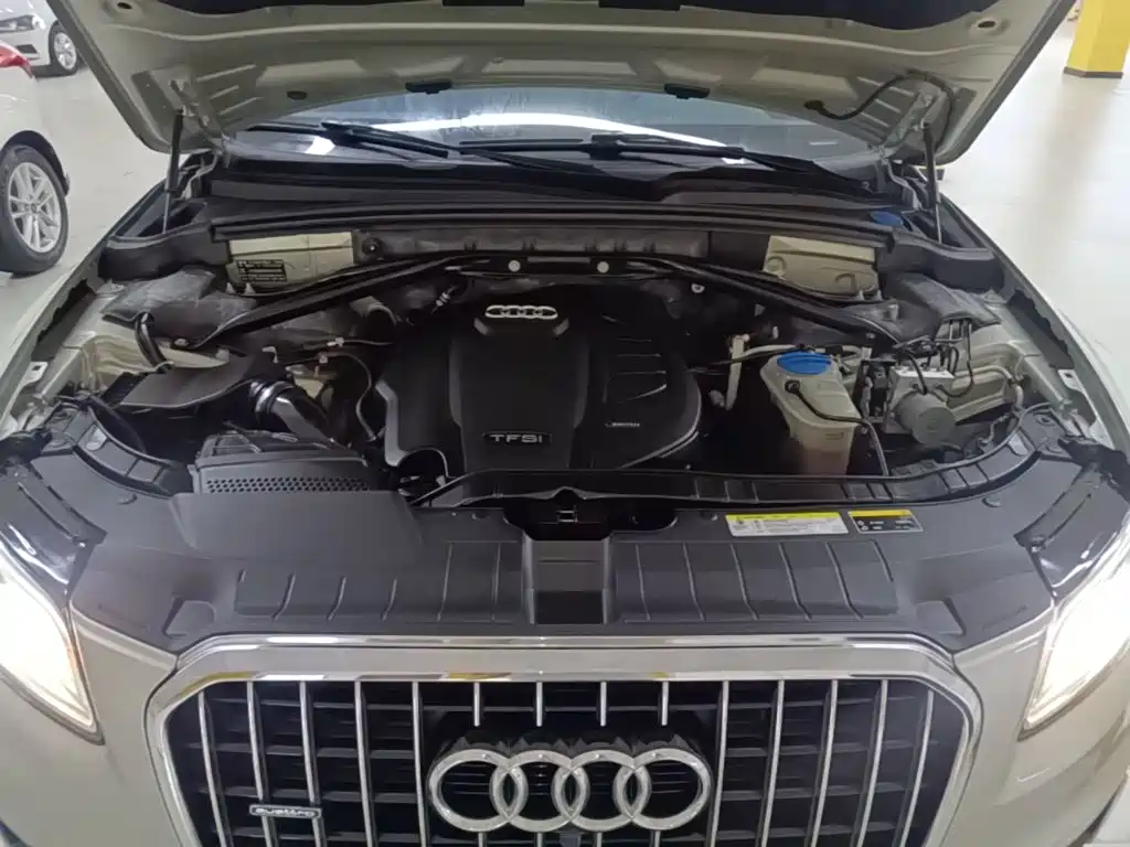 Audi Q5 2018 2017 Plus 40 TFSI Progressive