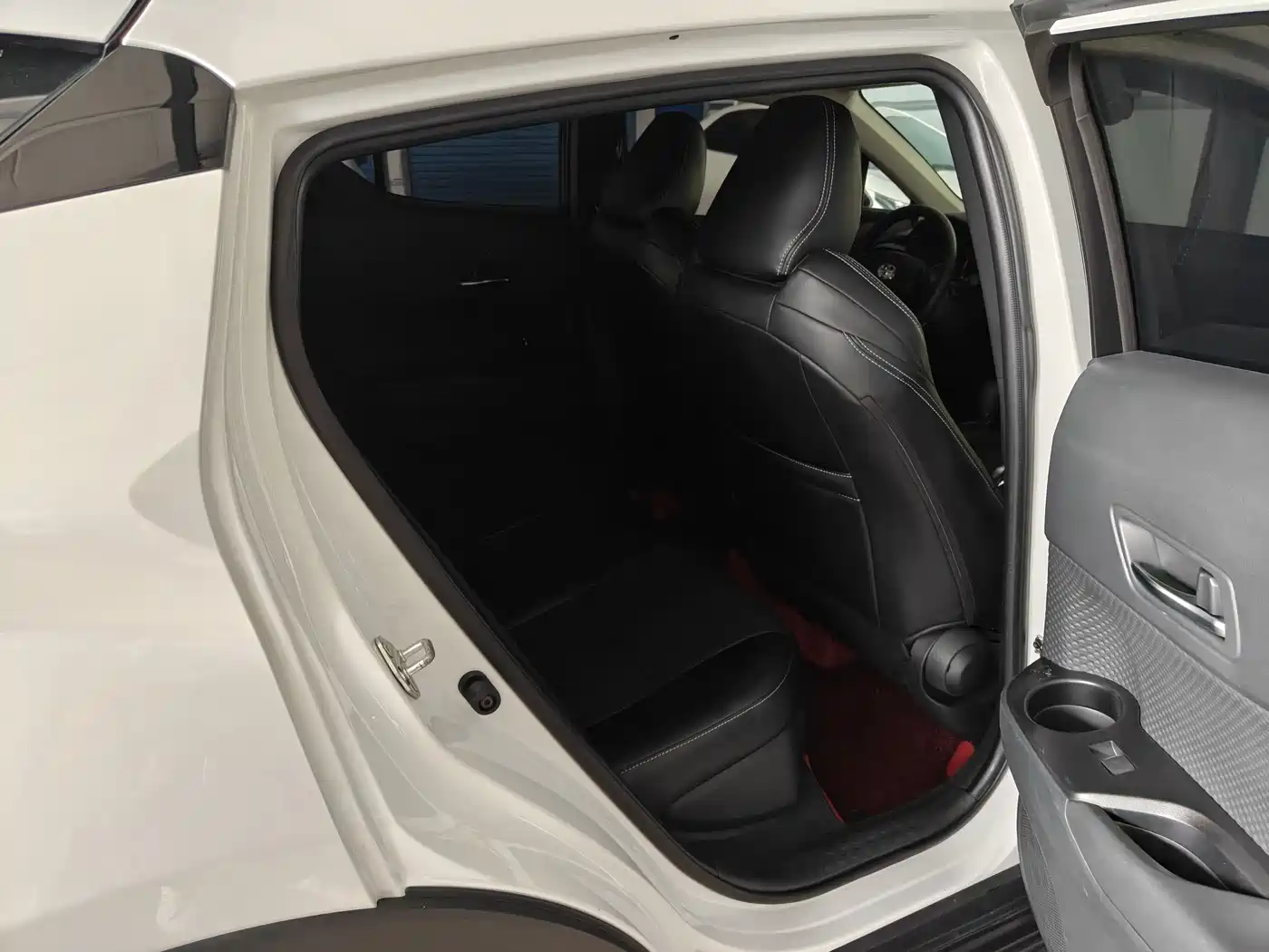 Toyota IZOA 2022 2.0L Yixiang CARE Edition фото 12