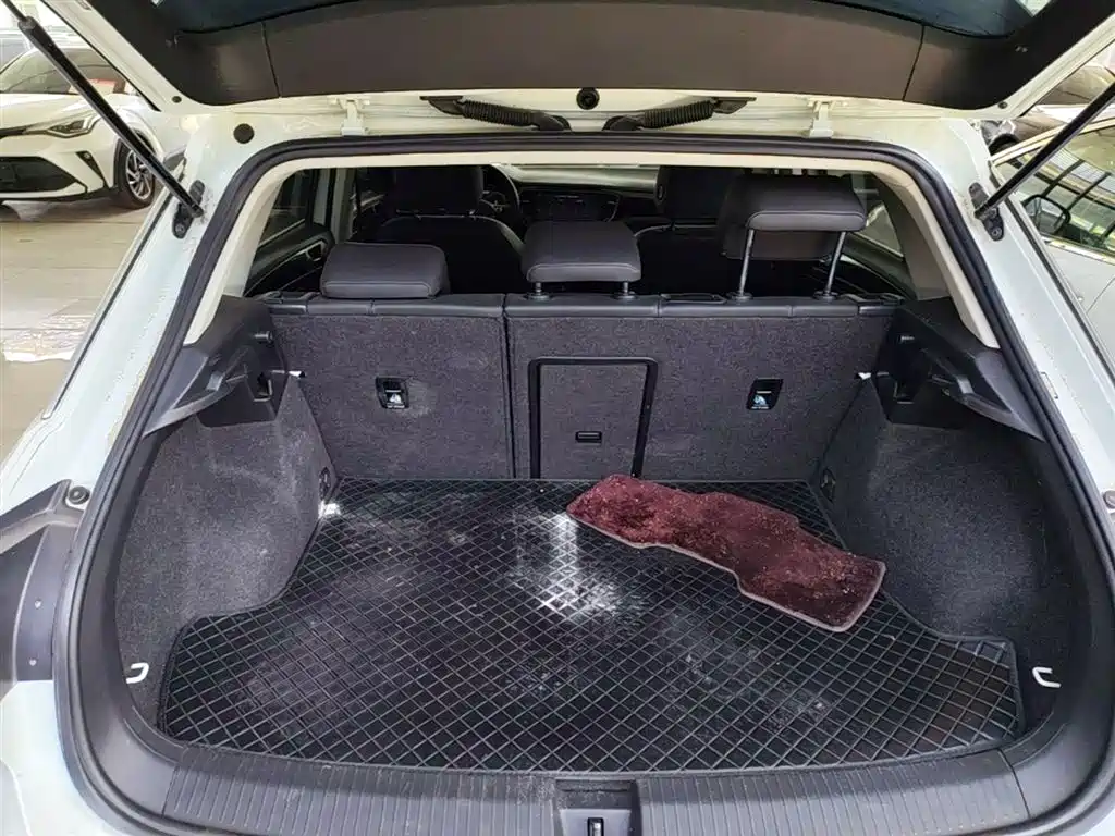 Volkswagen T-ROC 2022 280TSI DSG 2WD Comfort PLUS фото 19