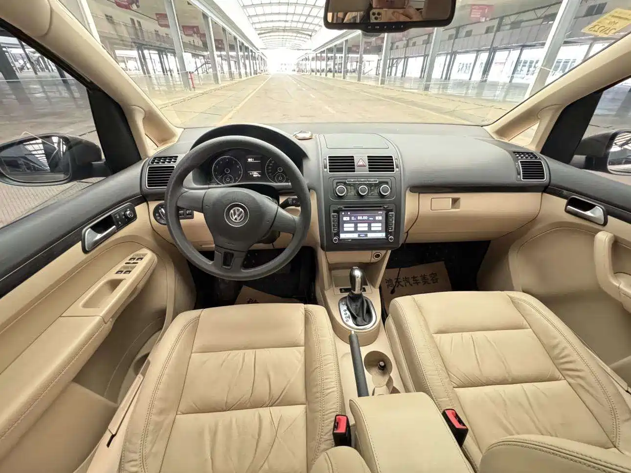 Фото 4 - Volkswagen Touran