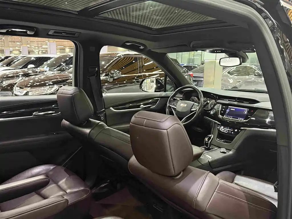Cadillac XT6 2020 2020 28T 6-Seater Luxury Model