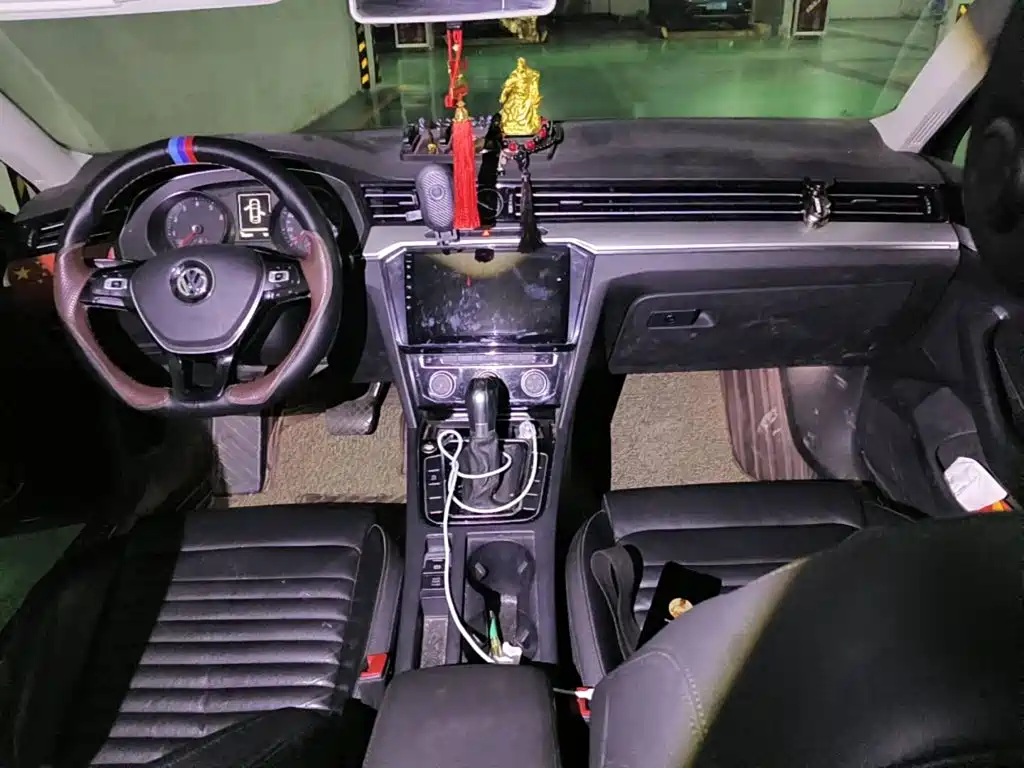 Photo 12 - Volkswagen Magotan