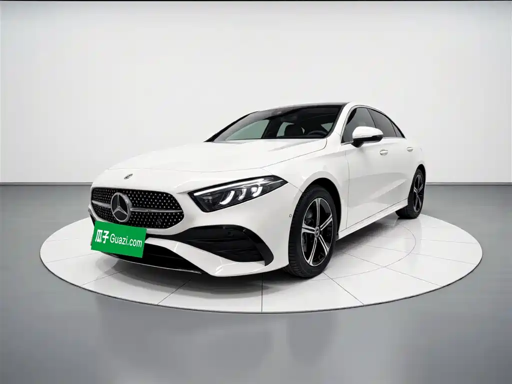 Mercedes-Benz A-Class 2025 A 200 L Fashion Edition фото 2