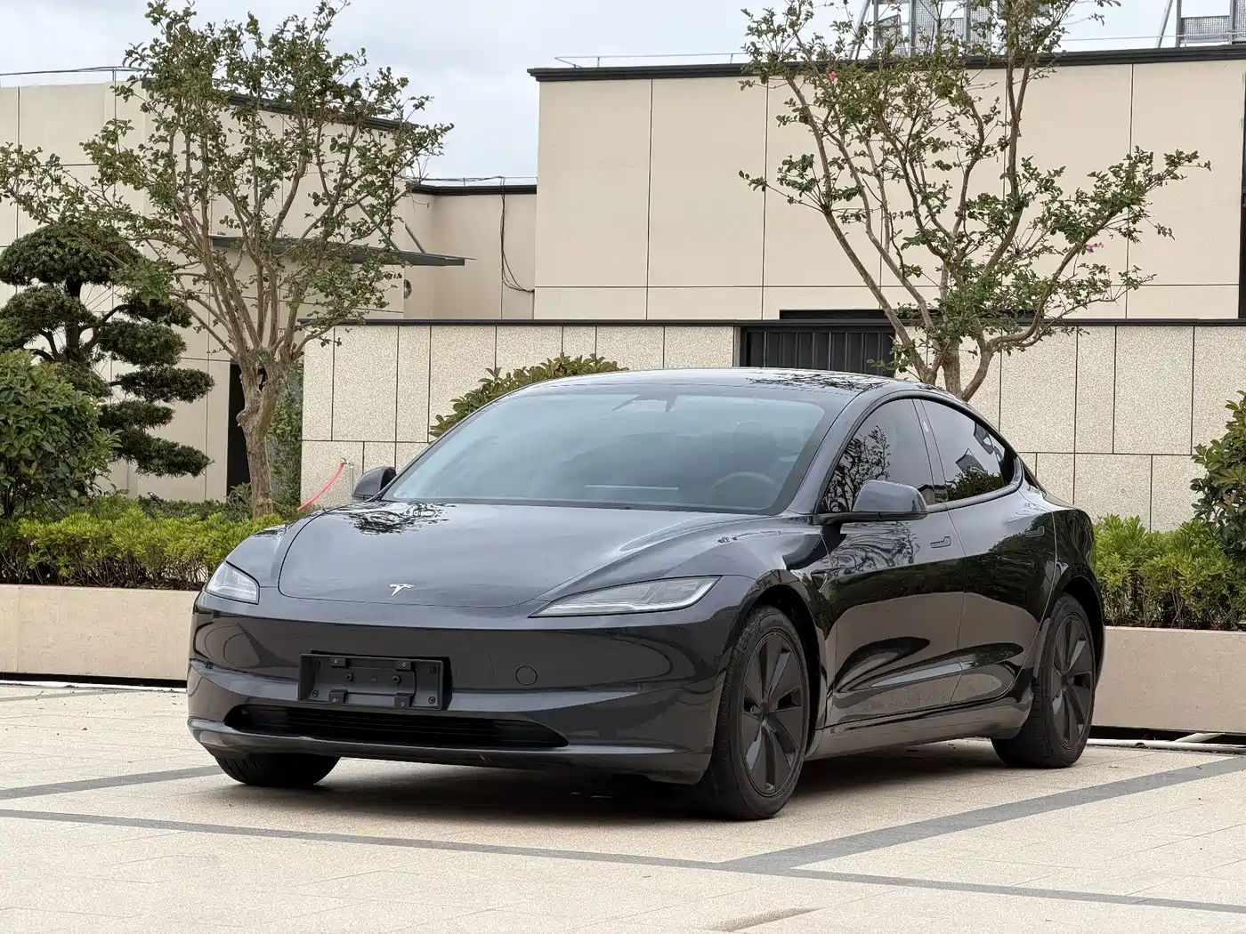 Tesla Model 3 2025 Model Rear-Wheel Drive Edition