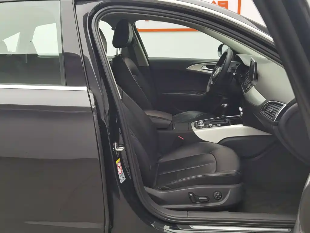 Photo 23 - Audi A6L