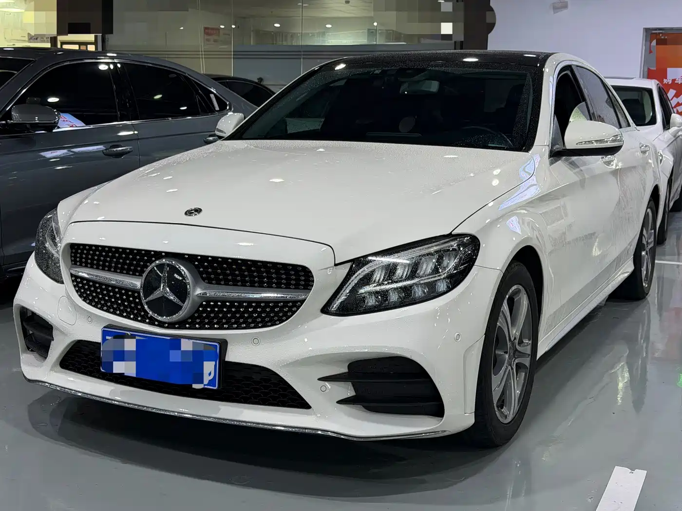 Фото 1 - Mercedes-Benz C-Class
