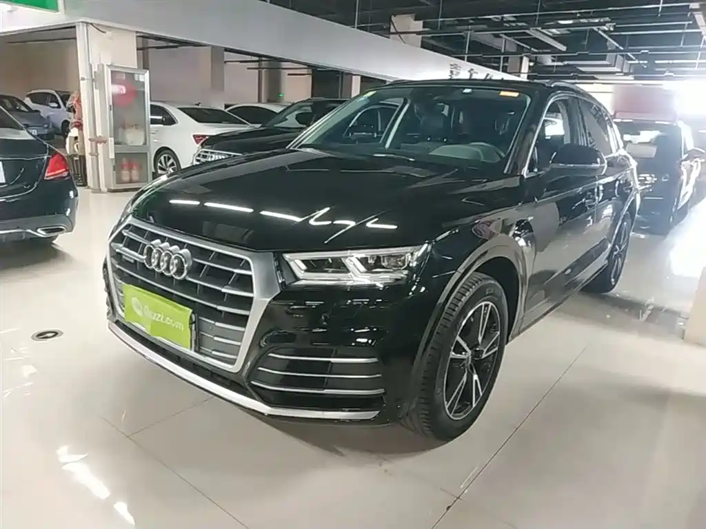 Audi Q5L 2020 Facelift 40 TFSI Honor Fashion