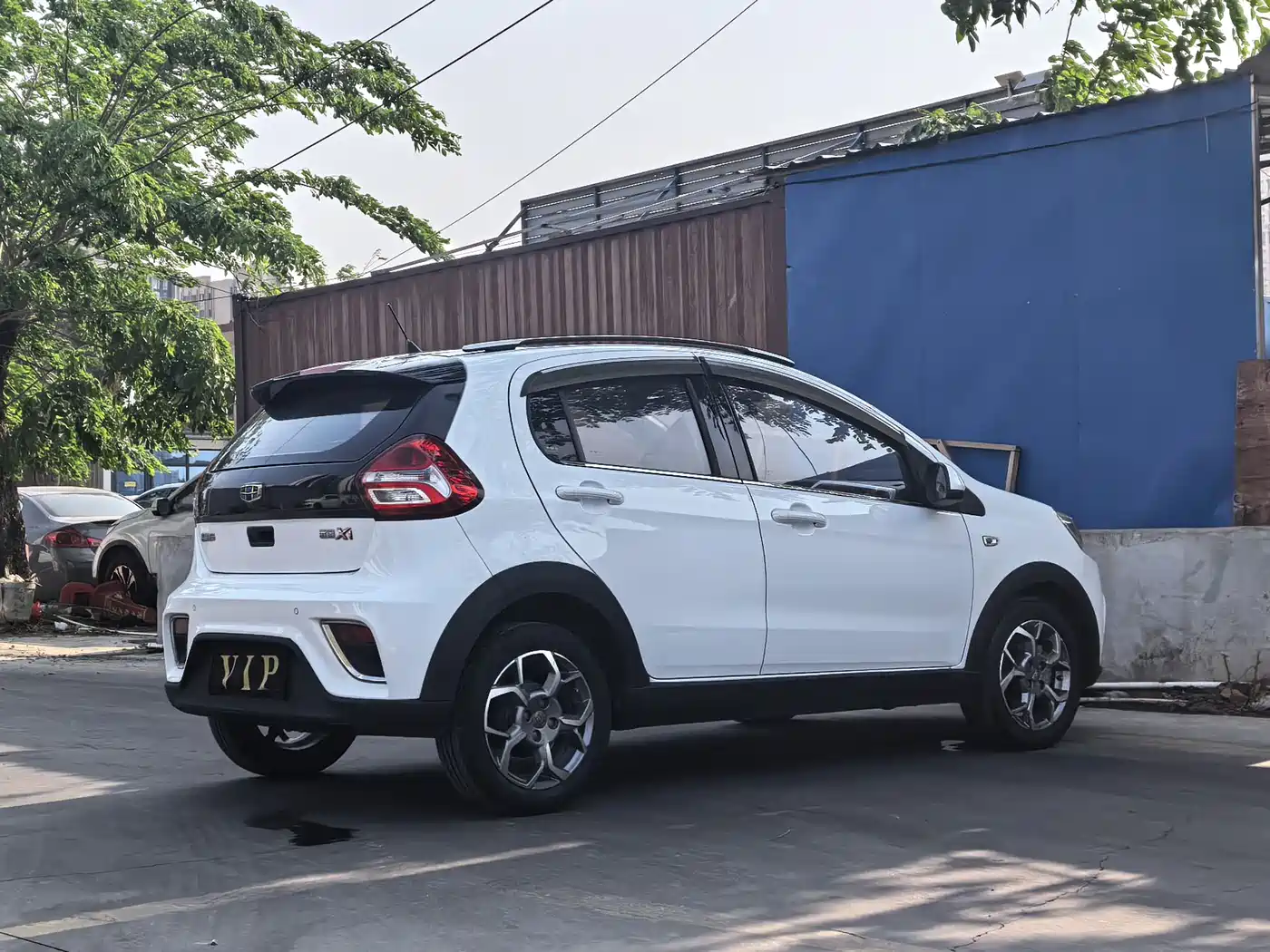 GEELY AUTOMOBILE VISION X1