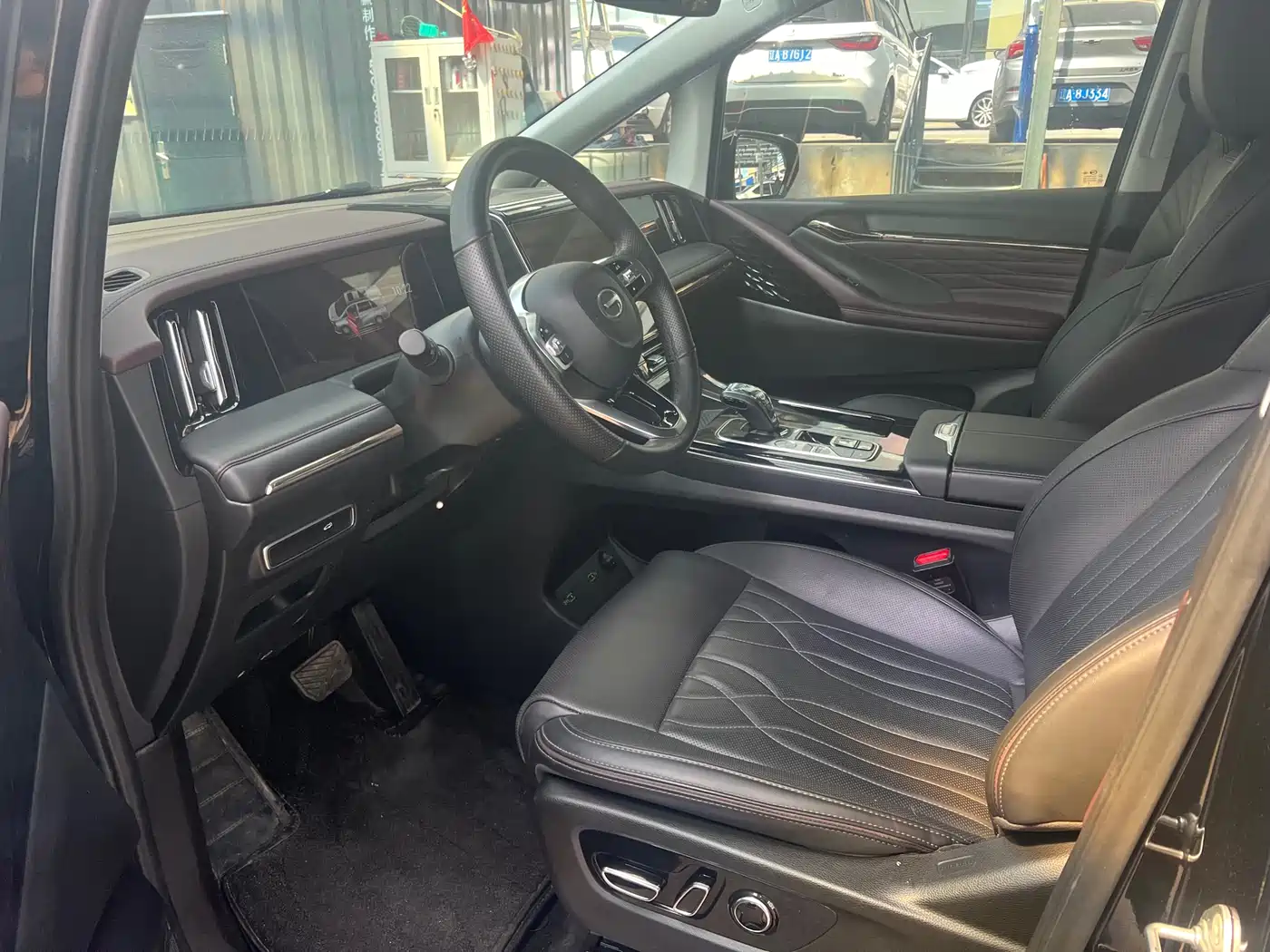 GAC Trumpchi Trumpchi M8 2024 Master Series 400T Ultimate Edition фото 4