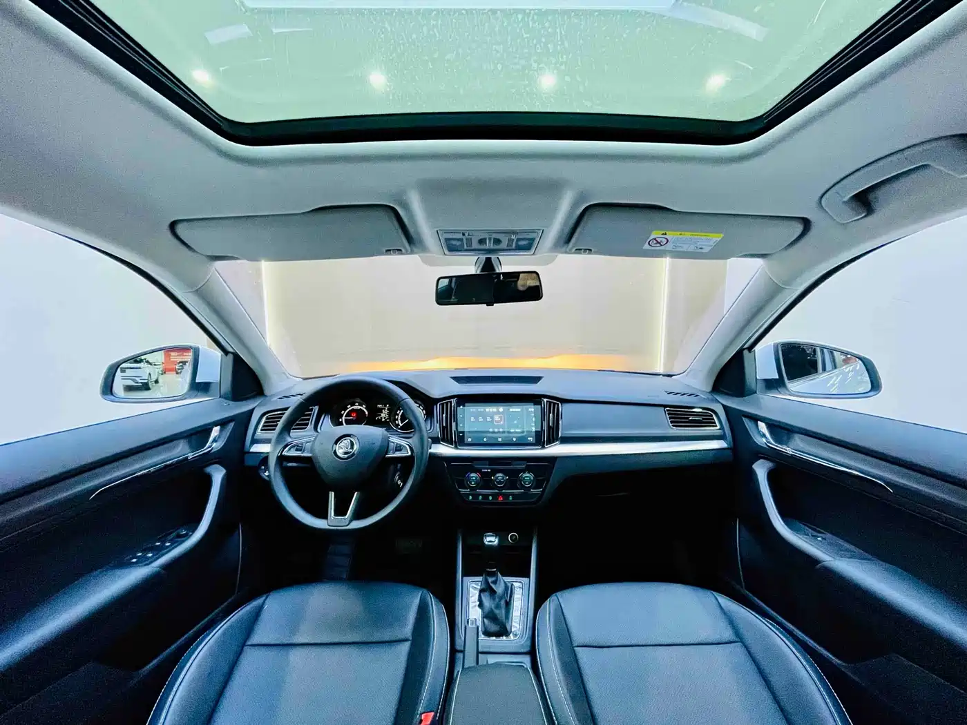 Škoda Kamiq 2023 Facelift 1.5L Auto Comfort Edition фото 8