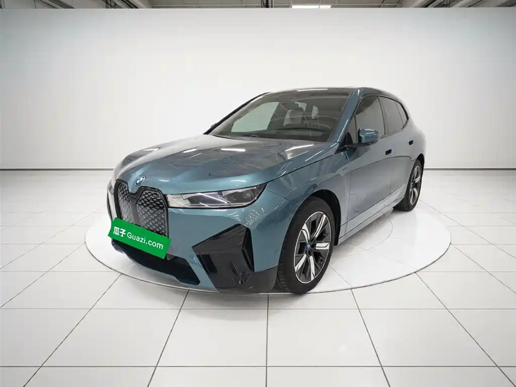 BMW iX 2022 xDrive40 фото 2