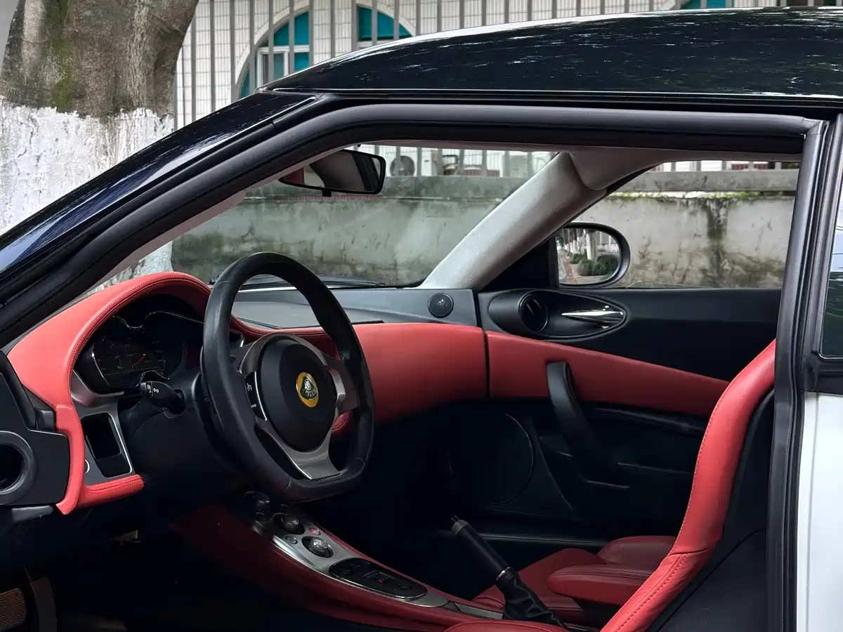 Фото 6 - Lotus Evora