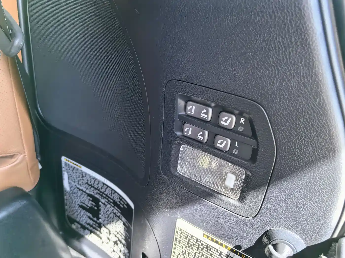 Lexus LX фото 18