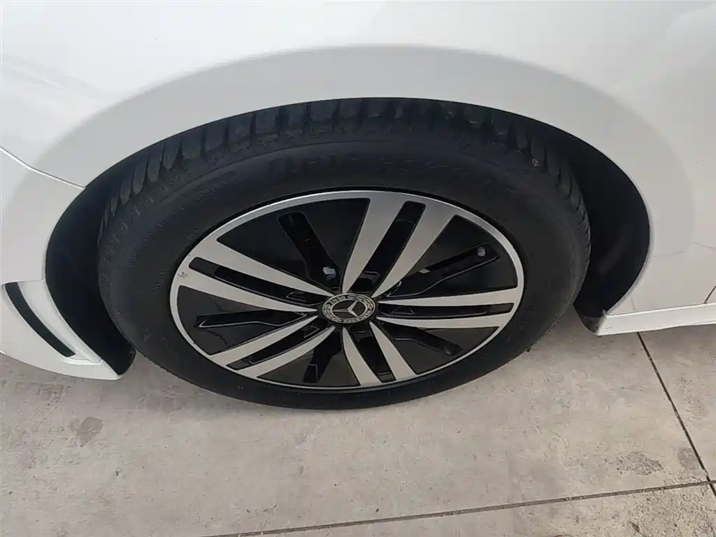 Mercedes-Benz A-Class 2020 A 180 L Sport Sedan фото 23