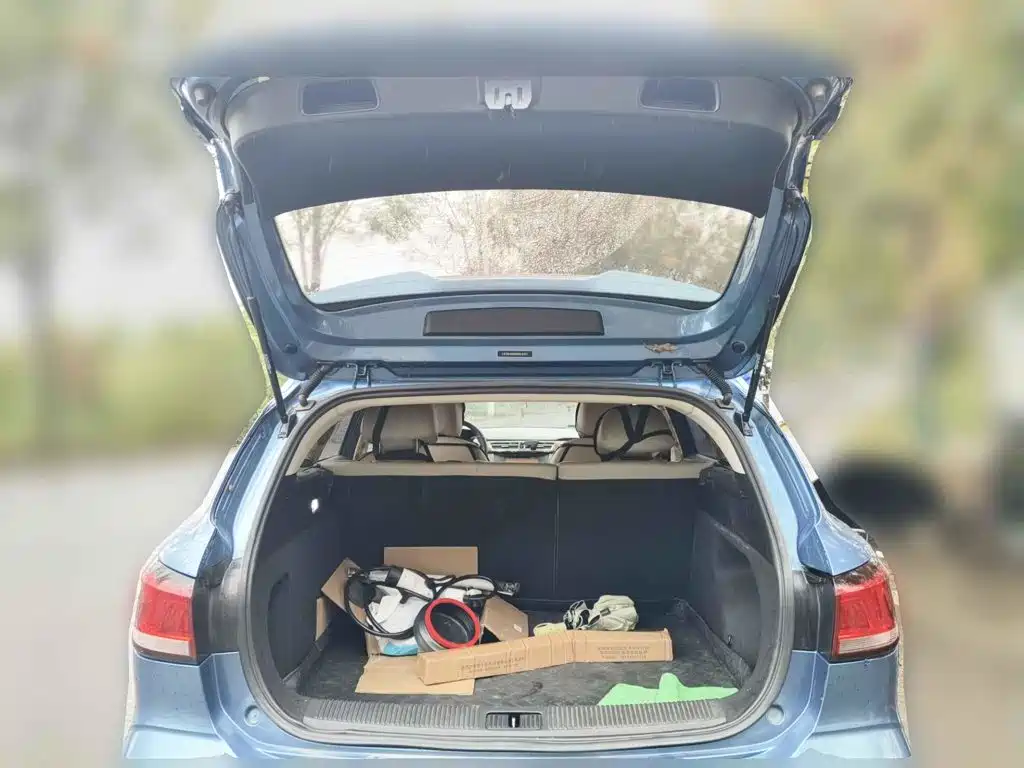 Photo 5 - Roewe Ei5
