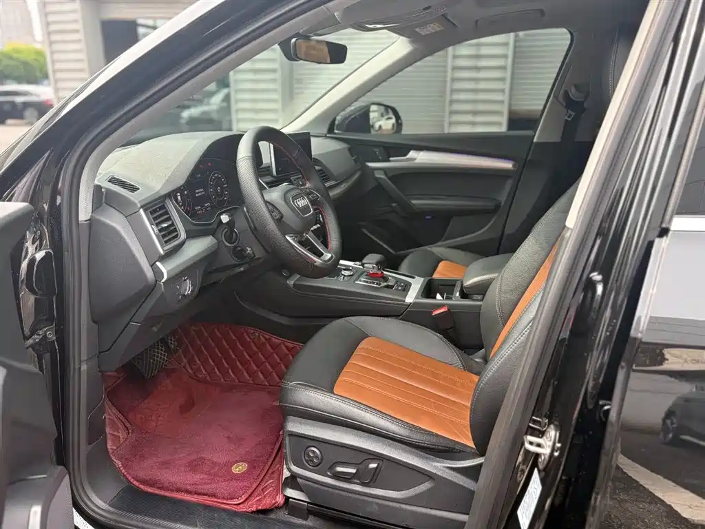 Audi Q5L 2020 Facelift 40 TFSI Honor Fashion фото 7