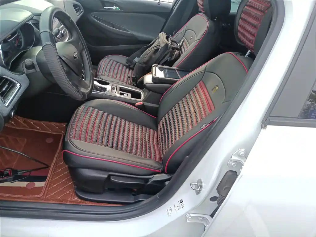 Chevrolet Cruze 2018 Facelift 320 Automatic Pioneer Edition фото 15