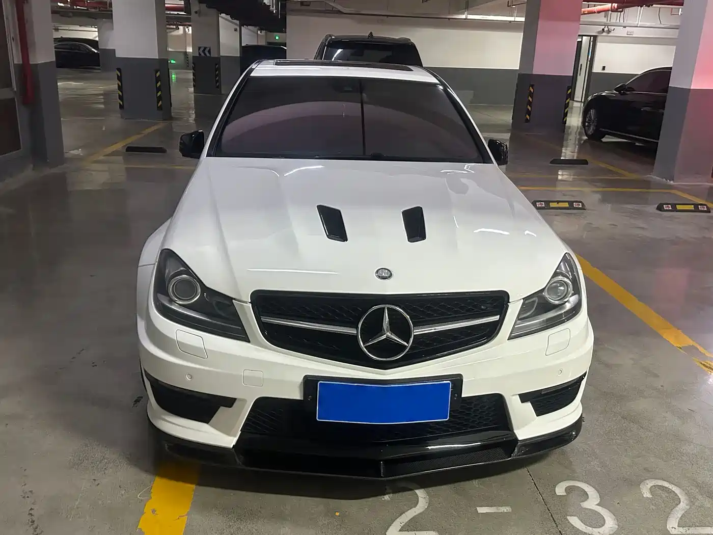 Mercedes-Benz C-Class AMG 2014 AMG C 63 Edition 507 фото 2