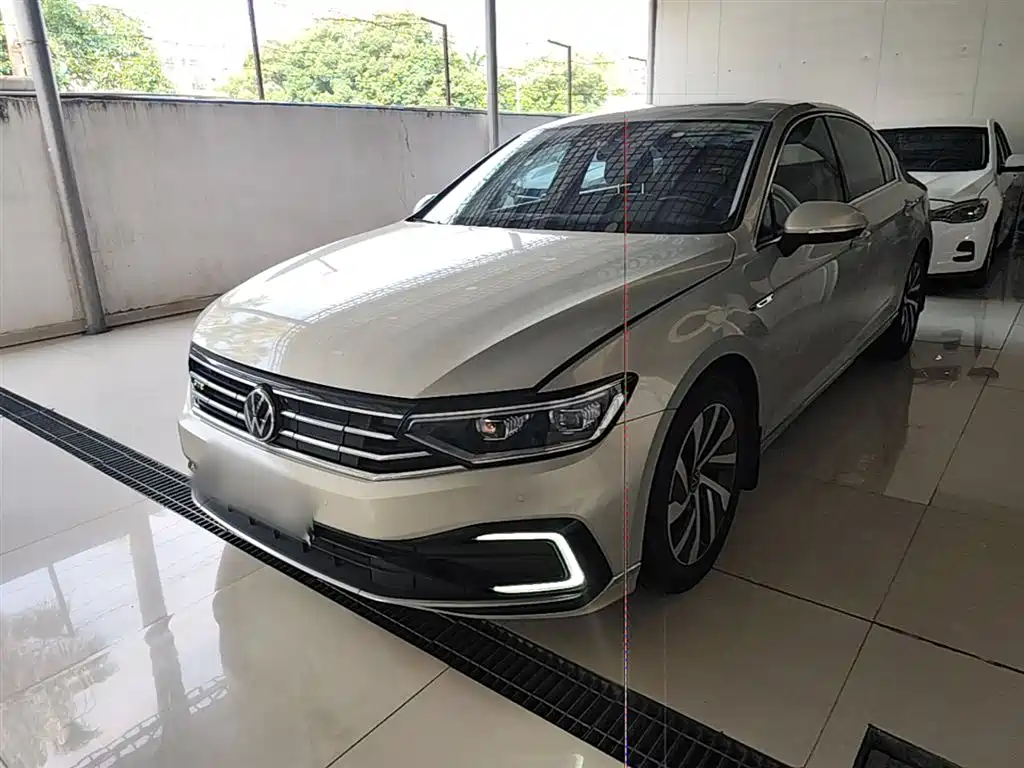 VOLKSWAGEN MAGOTAN GTE PLUG-IN HYBRID