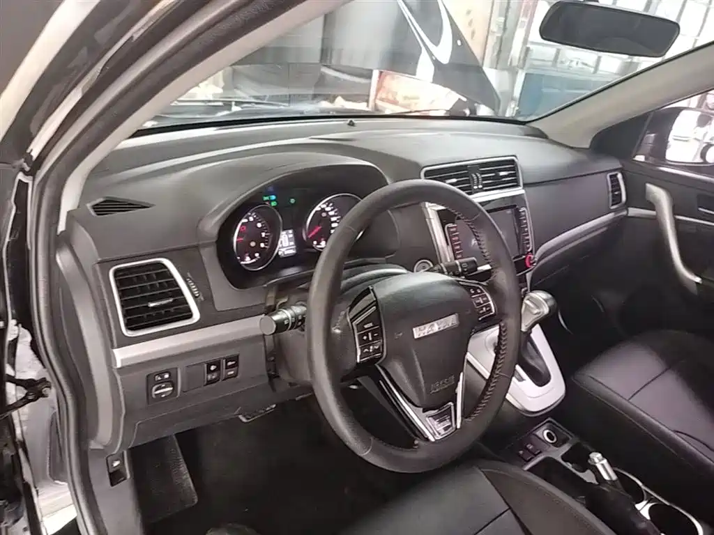 Haval M6 2019 1.5T DCT 2WD Elite Type China VI фото 10