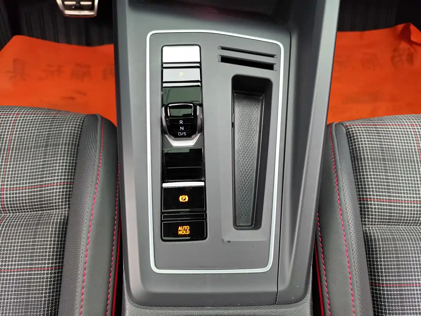 Volkswagen Golf GTI 2021 380TSI DSG GTI фото 9