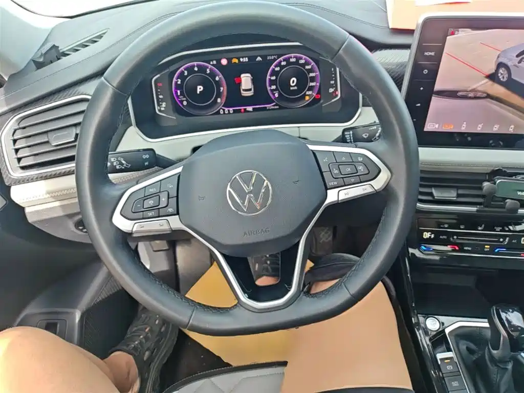 Volkswagen Tayron 2023 330TSI 2WD Luxury Plus Advanced Edition фото 11
