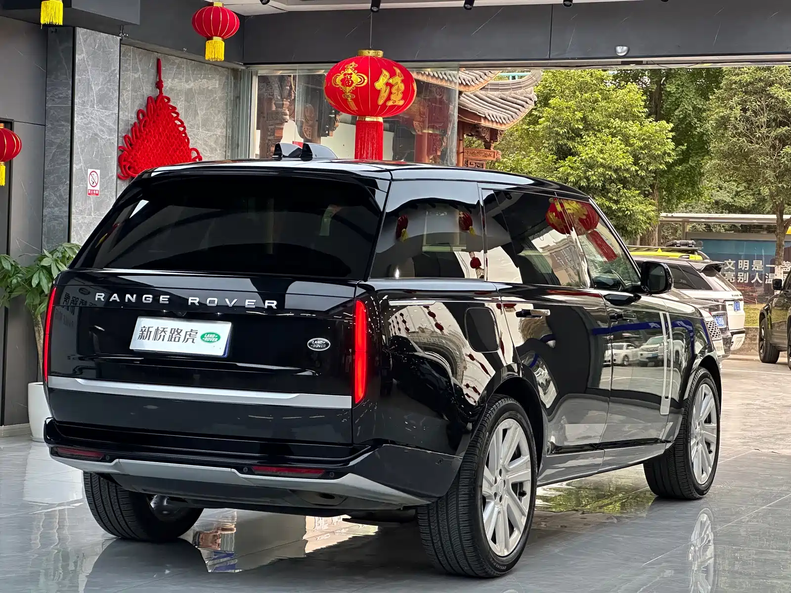 Фото 21 - Land Rover Range Rover