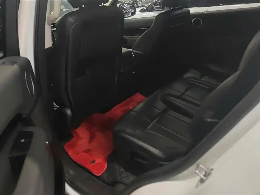 Land Rover Discovery 2018 3.0 SC V6 HSE фото 11