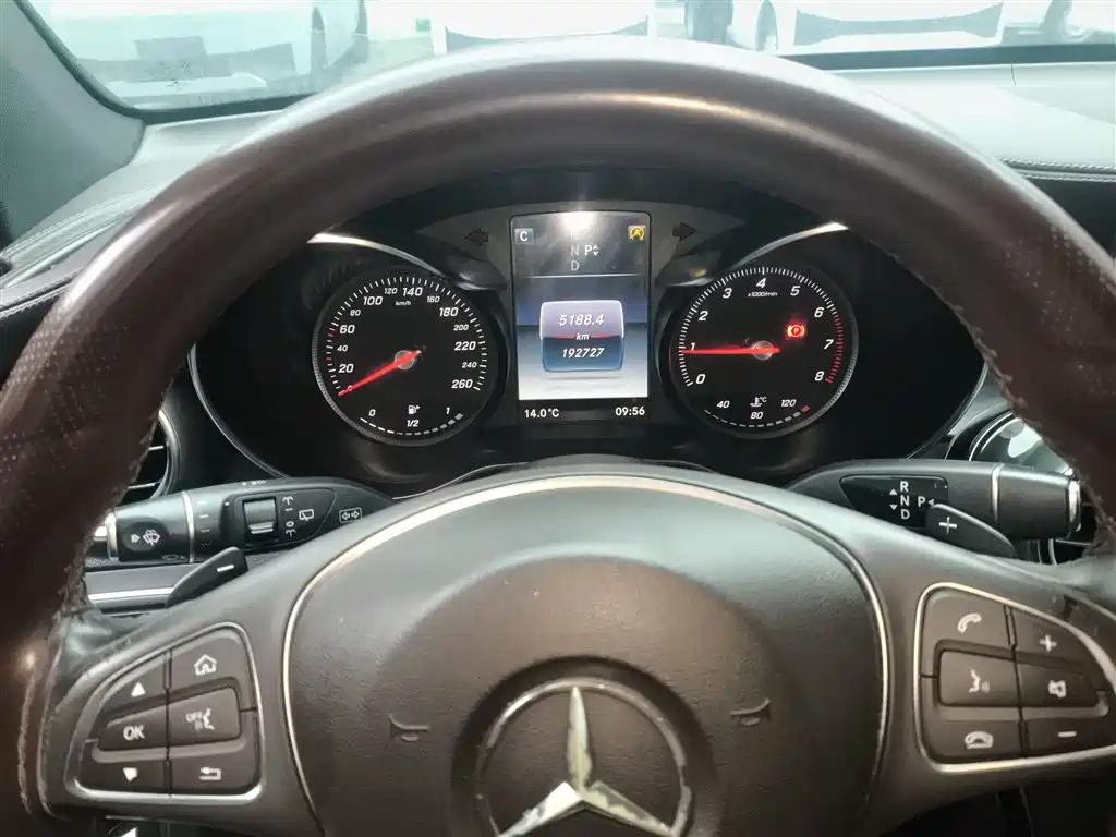 Mercedes-Benz GLC 2017 GLC 260 4MATIC Dynamic фото 12