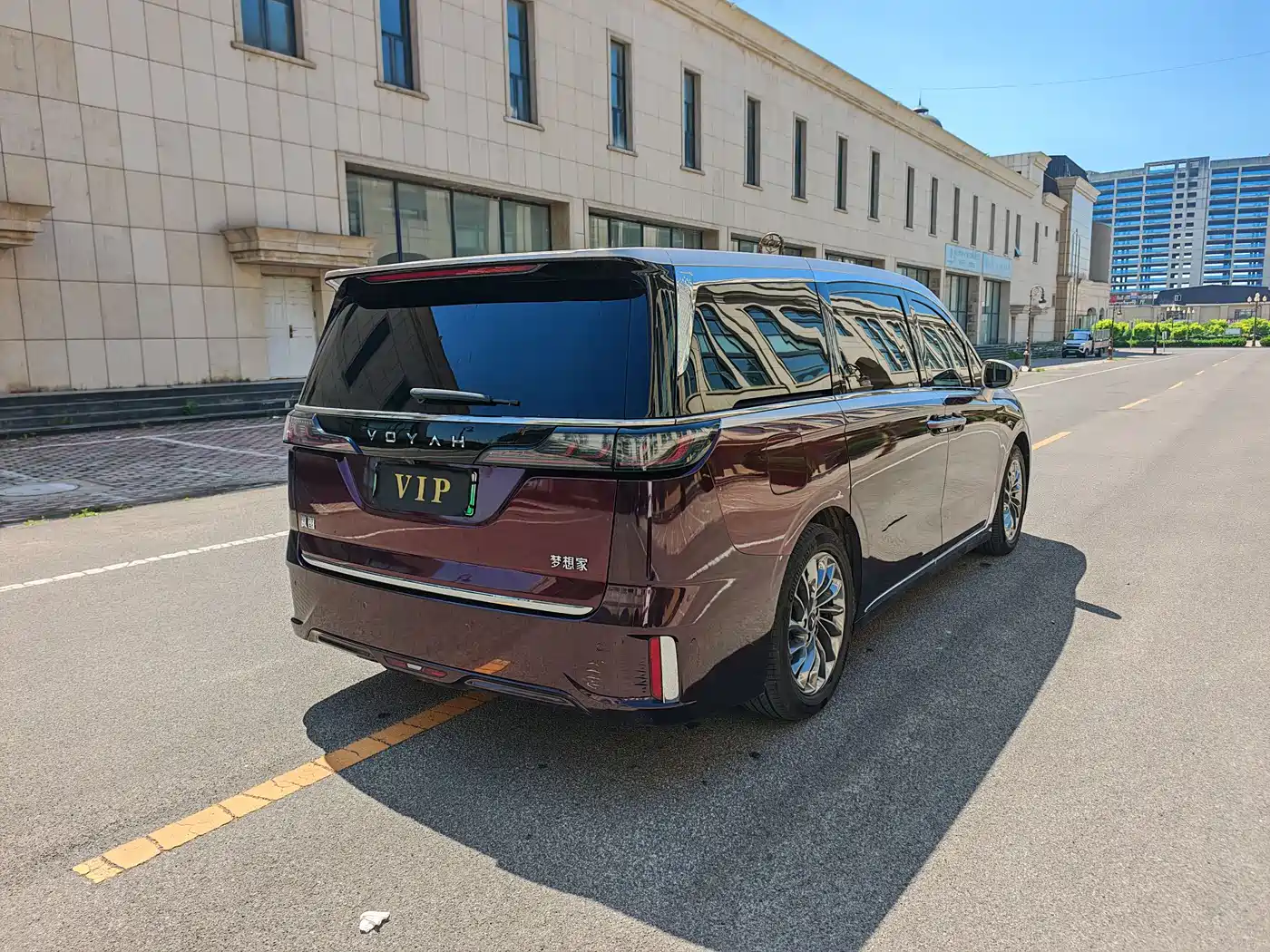 Voyah Auto Voyah Dreamer 2022 Low-carbon Dream+Smart Package фото 17