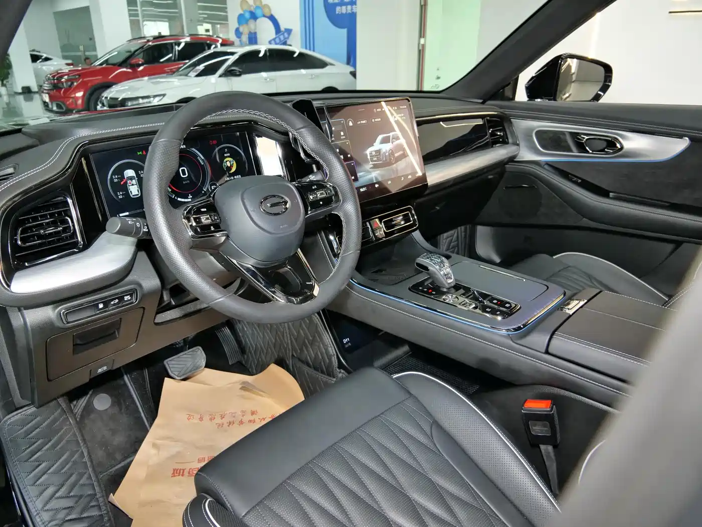 GAC Trumpchi Trumpchi GS8 2022 Dual Engine Series 2.0TM 2WD Premium Edition (7-Seater) фото 10