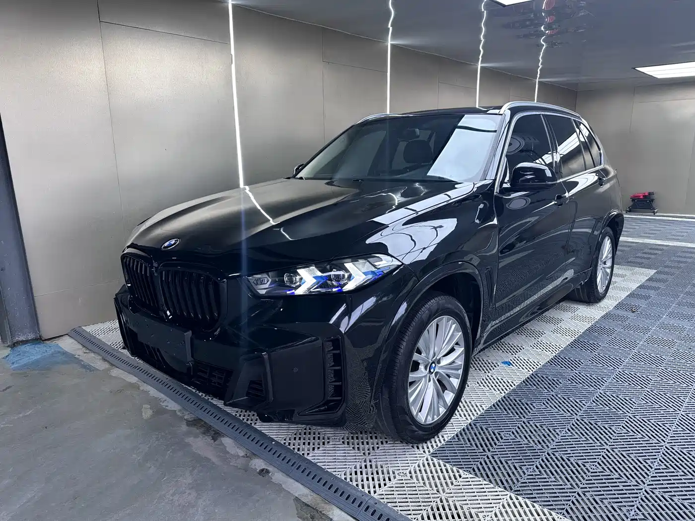 BMW X5 (Import) 2017 xDrive28i
