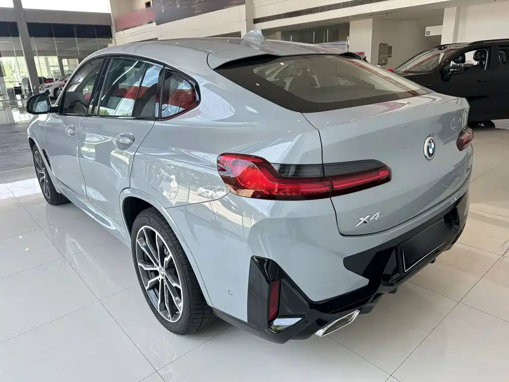BMW X4 2026 2022 xDrive 30i M Sport Package