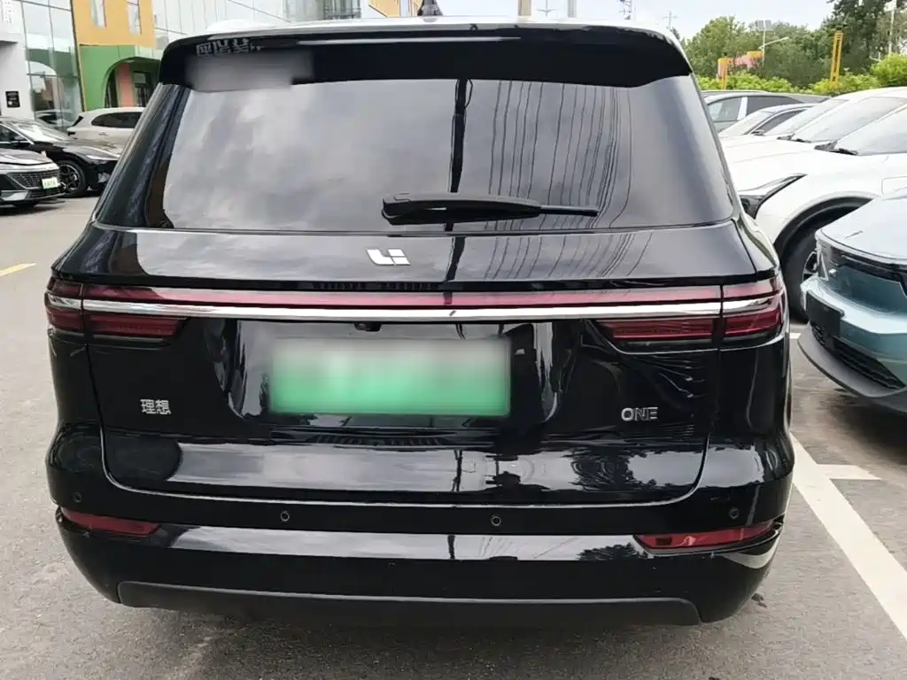 Photo 6 - Li Auto Li ONE