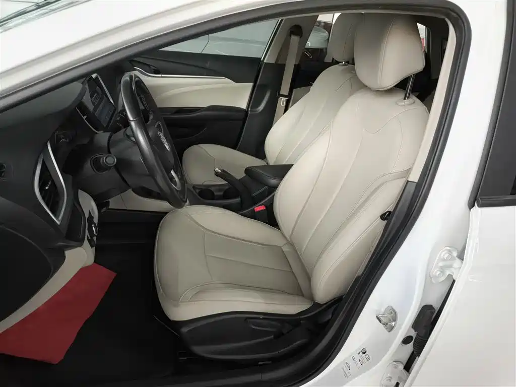 Buick Excelle 2019 15T Manual Elite Type China VI фото 15