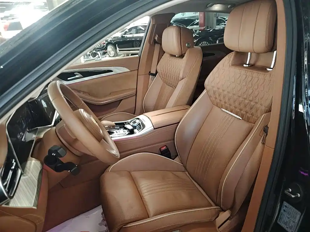 Hongqi H9 2020 2.0T Smart Connection Qi Chang Edition фото 11
