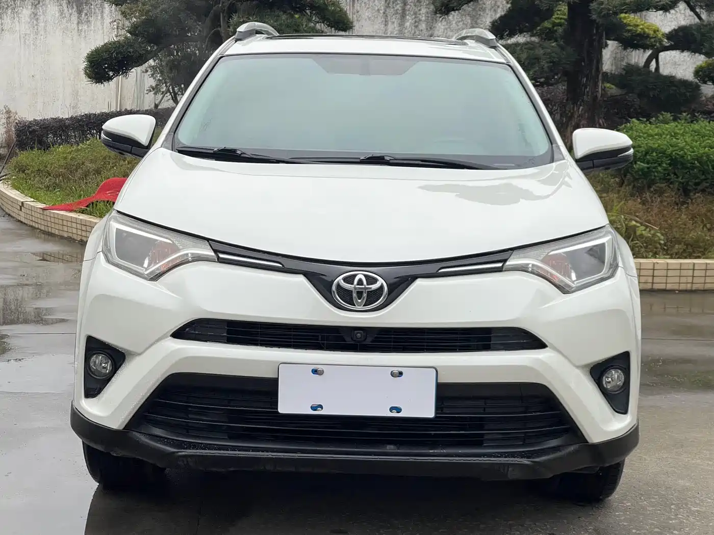 Toyota RAV4 Rongfang 2016 2.0L CVT 2WD Trend (China V) фото 12