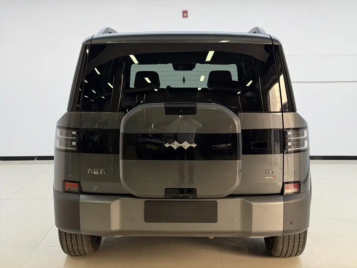 Fang Cheng Bao Titanium 7 2026 2025 AWD Base Model